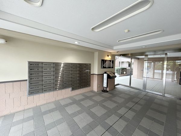 ライオンズマンション湘南辻堂第2 エントランス