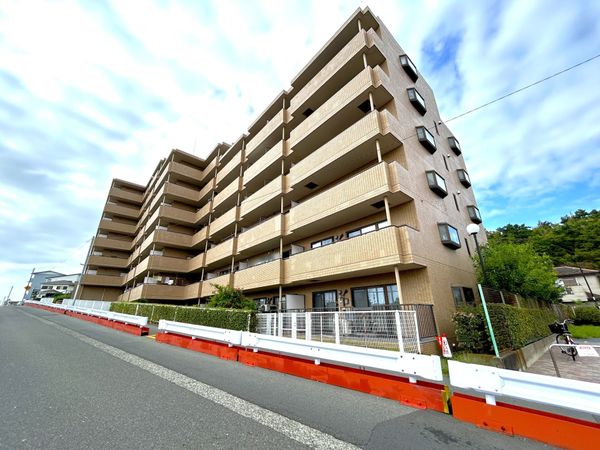 ファミール藤沢城南 外観 ファミール藤沢城南 外観