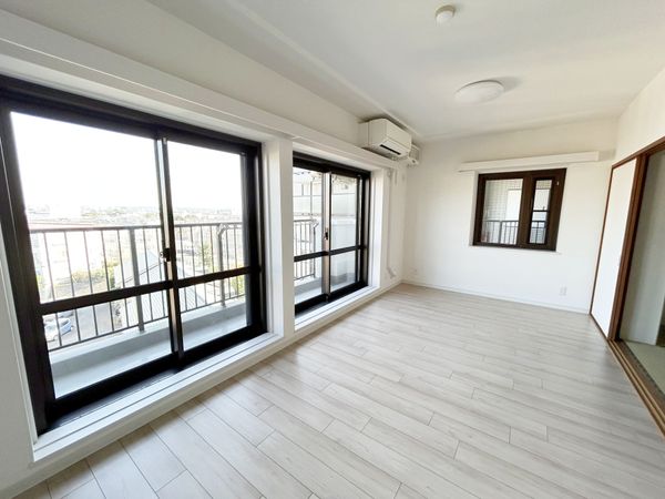 クリオ藤沢伍番館 リビング クリオ藤沢伍番館 リビング