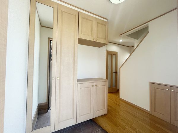 藤沢市円行 戸建 玄関 藤沢市円行 戸建 玄関