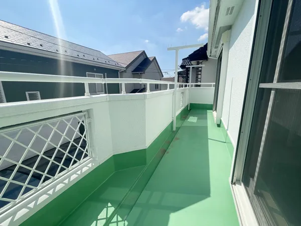 南向きバルコニーにつき陽当たり良好です