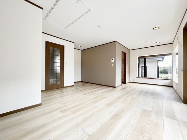 藤沢市湘南台7丁目 戸建 リビング 藤沢市湘南台7丁目 戸建 リビング