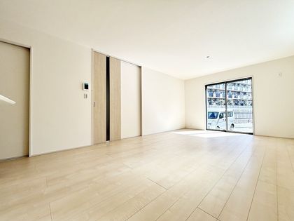 藤沢市石川6丁目 新築8号棟 リビング