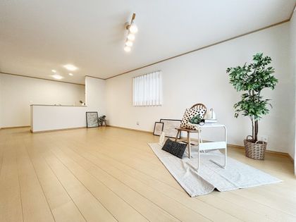 綾瀬市深谷中1丁目 新築2号棟 リビング