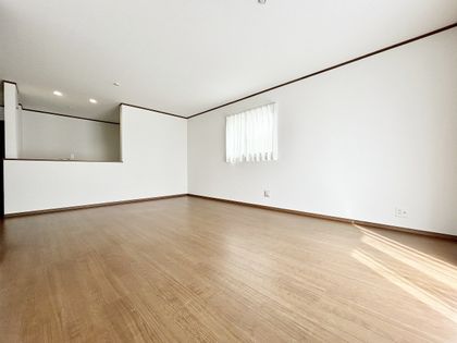 綾瀬市深谷中1丁目 新築3号棟 リビング