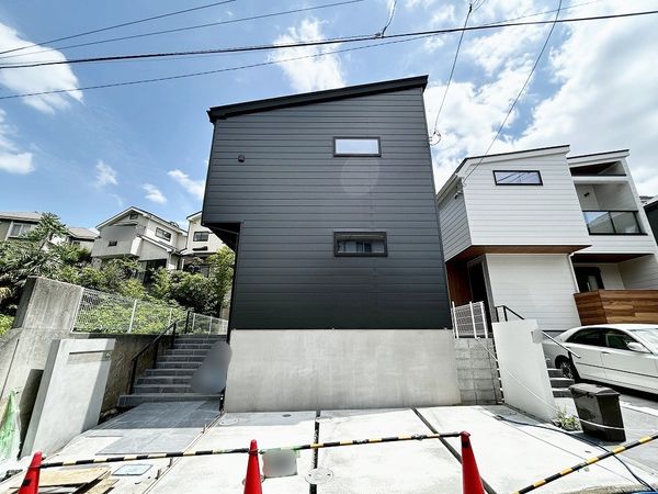 藤沢市亀井野 新築A棟 外観