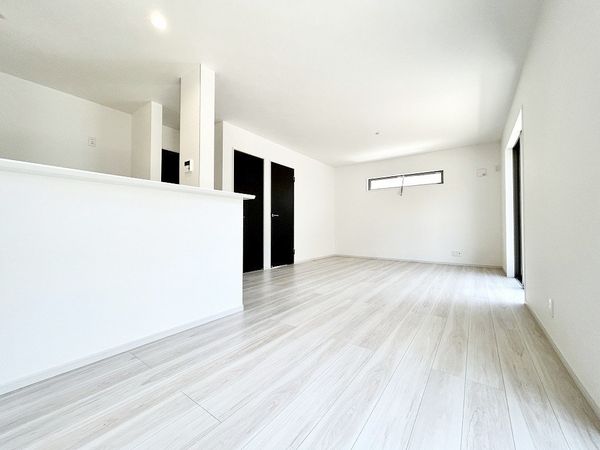 藤沢市高倉 新築1号棟 リビング