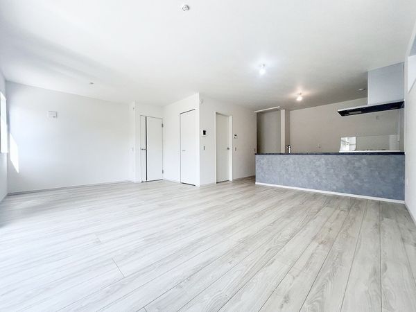 藤沢市石川3丁目 新築4号棟 リビング