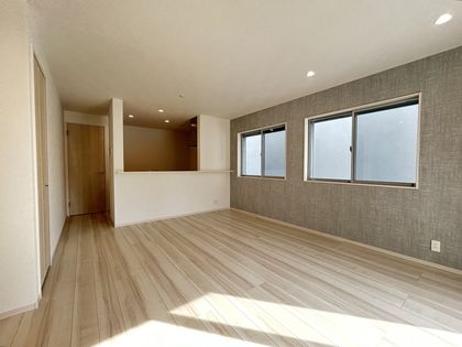 綾瀬市上土棚中2丁目 2号棟 リビング
