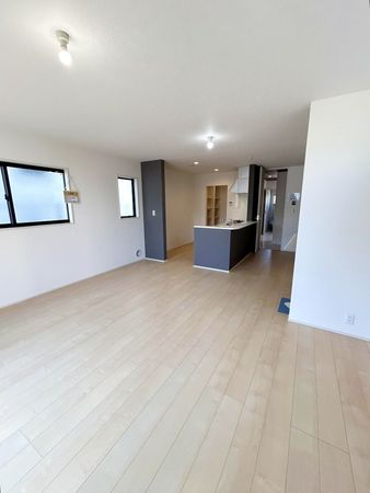 藤沢市石川5丁目 新築3号棟 リビング