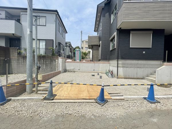 藤沢市亀井野(新築戸建) 駐車場 藤沢市亀井野(新築戸建) 駐車場