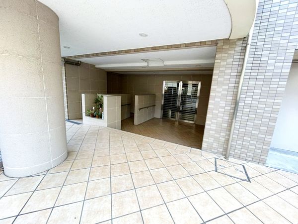 D’クラディア湘南台 エントランス