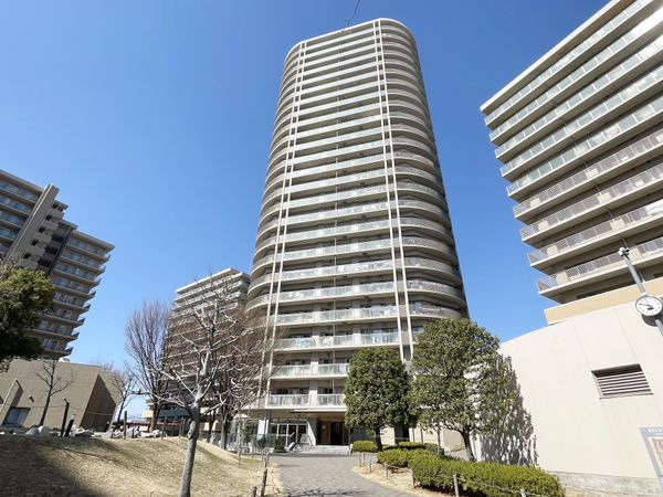 エスタテラ湘南台プラザタワー 外観