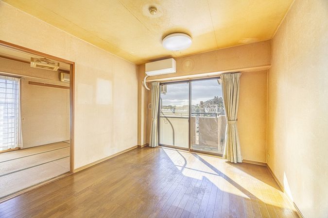 サングレイス湘南台 リビング サングレイス湘南台 リビング