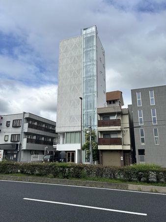 CBビル 前面道路含む外観 CBビル 前面道路含む外観