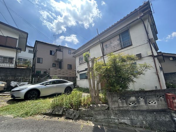 前面道路含む外観