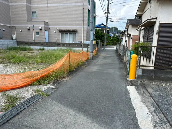 道路との高低差はございません！