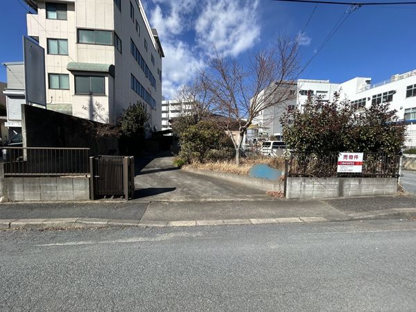 八王子市北野町 土地 前面道路含む外観