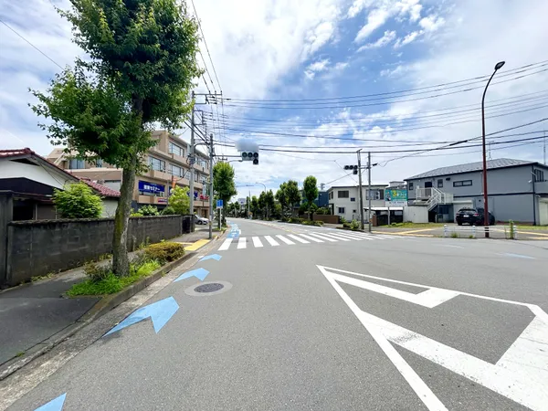 JR中央線「八王子」駅バス8分・石川入口停徒歩6分、 京王線「京王八王子」駅バス7分・石川入口停徒歩6分も利用可　
