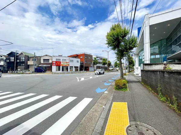 多摩大橋通り沿いです