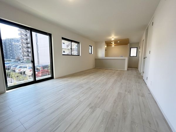 八王子市椚田町 新築戸建2号棟 リビング