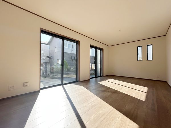日野市平山5丁目 新築戸建3号棟 リビング