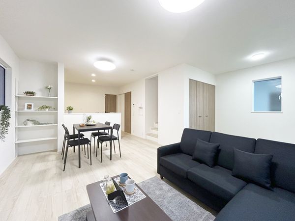 日野市大坂上2丁目 新築戸建3号棟 リビング