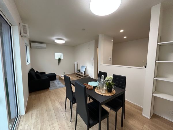 日野市西平山5丁目 新築戸建 1号棟 リビング