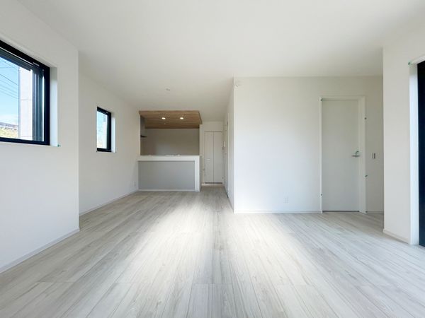 八王子市子安町1丁目 新築戸建1号棟 リビング