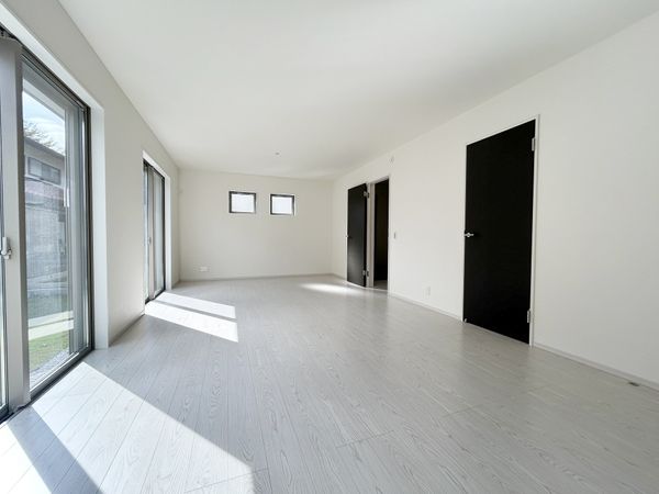 八王子市北野台2丁目 新築戸建1号棟 リビング