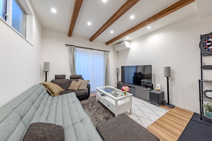 日野市神明4丁目 戸建 リビング