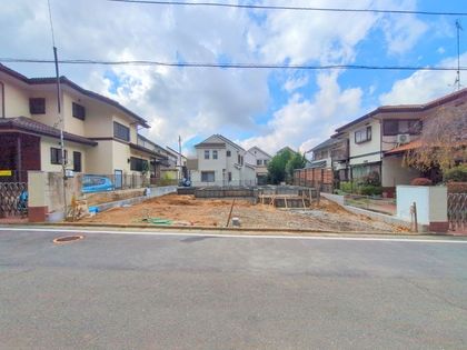八王子市打越町 新築戸建 前面道路含む外観