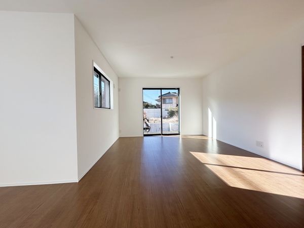 八王子市上柚木 新築戸建2号棟 リビング