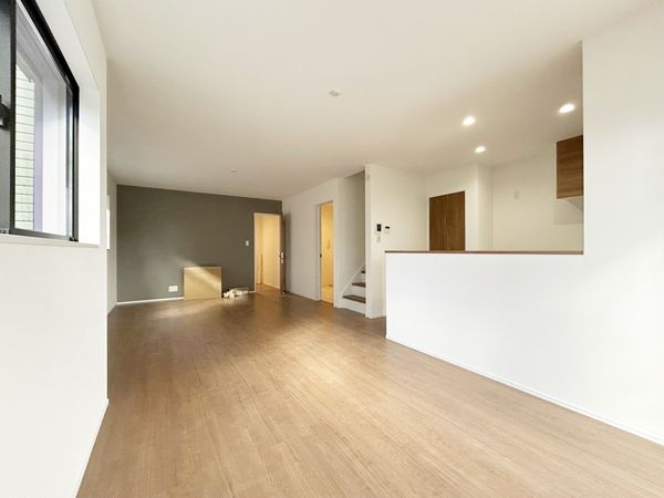 日野市大坂上1丁目 新築戸建 2号棟 リビング