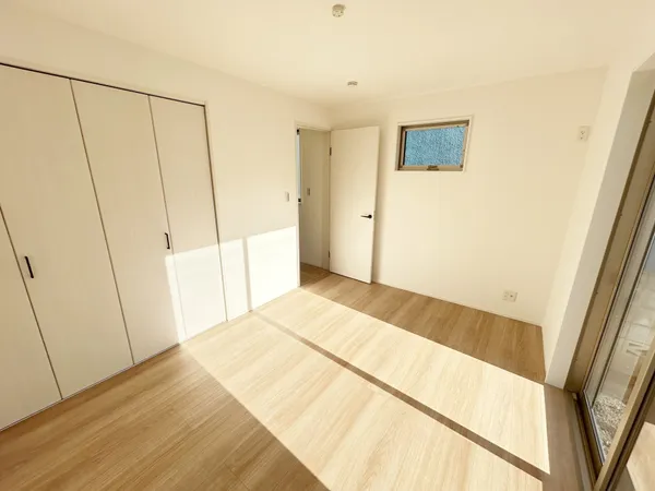 １階約６．０帖洋室