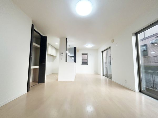 八王子市片倉町 戸建 リビング