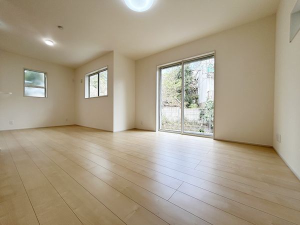 八王子市寺田町 新築戸建 2号棟 リビング