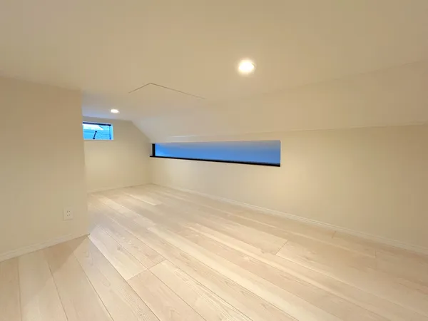 約１０帖の小屋裏収納