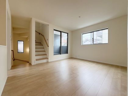 八王子市本町 新築戸建1号棟 リビング