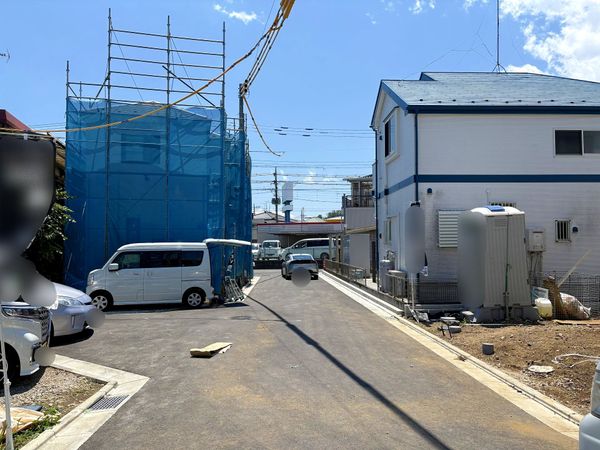 八王子市上壱分町 新築戸建 C号棟 前面道路含む外観 八王子市上壱分町 新築戸建 C号棟 前面道路含む外観