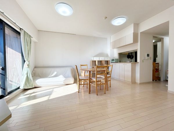 コスモ八王子ロイヤルフォルム リビング コスモ八王子ロイヤルフォルム リビング