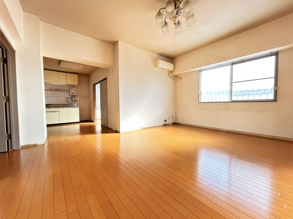 八王子ローヤルマンション リビング 八王子ローヤルマンション リビング