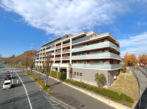 ダイヤモンドライフ若葉台 外観 ダイヤモンドライフ若葉台 外観