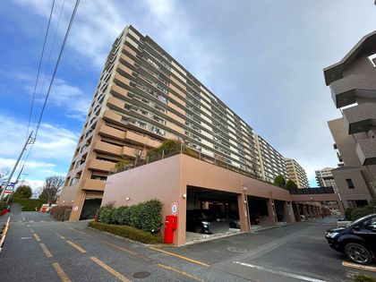 タウンズ八王子 イーストウィング 外観