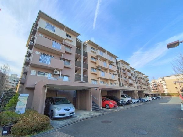 南大沢学園五番街 外観