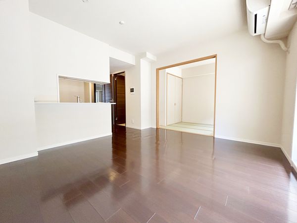 カサーレ西八王子 リビング カサーレ西八王子 リビング