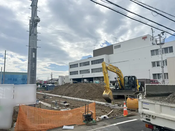 西側開発道路
