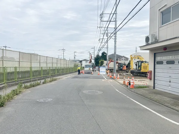 北側前面道路