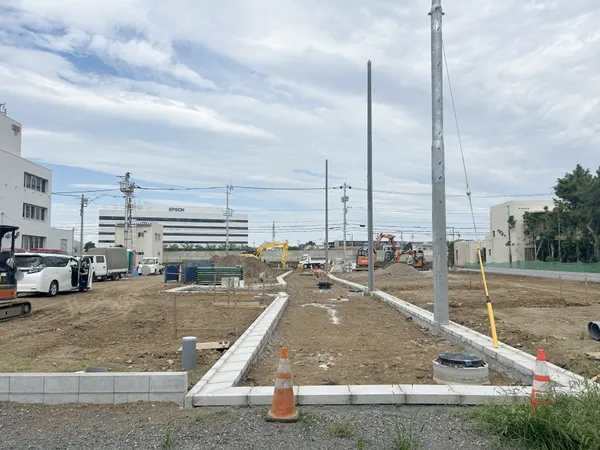 西側開発道路