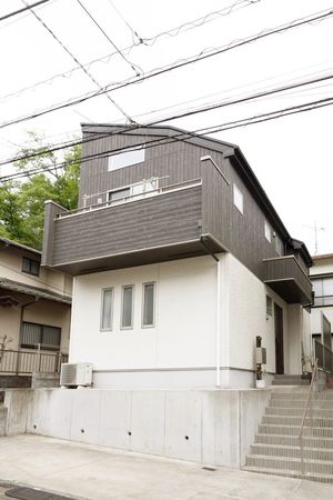 多摩市連光寺3丁目 戸建 外観